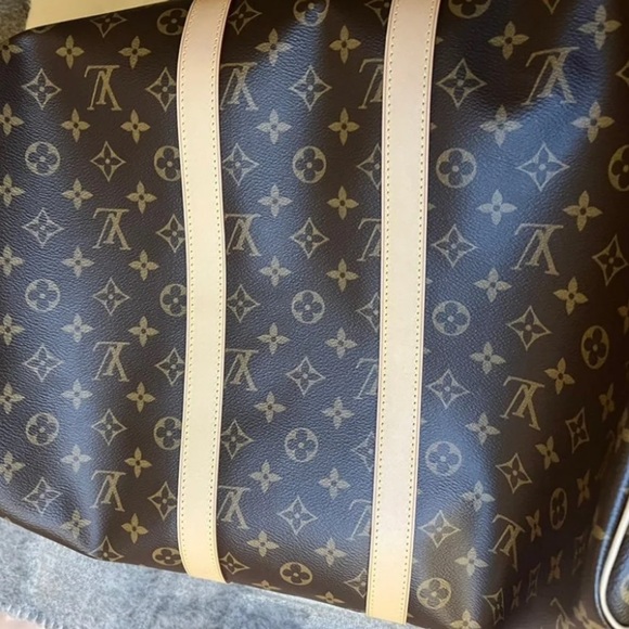 Louis Vuitton Keepall Bandoulière 45 - Picture 5 of 11